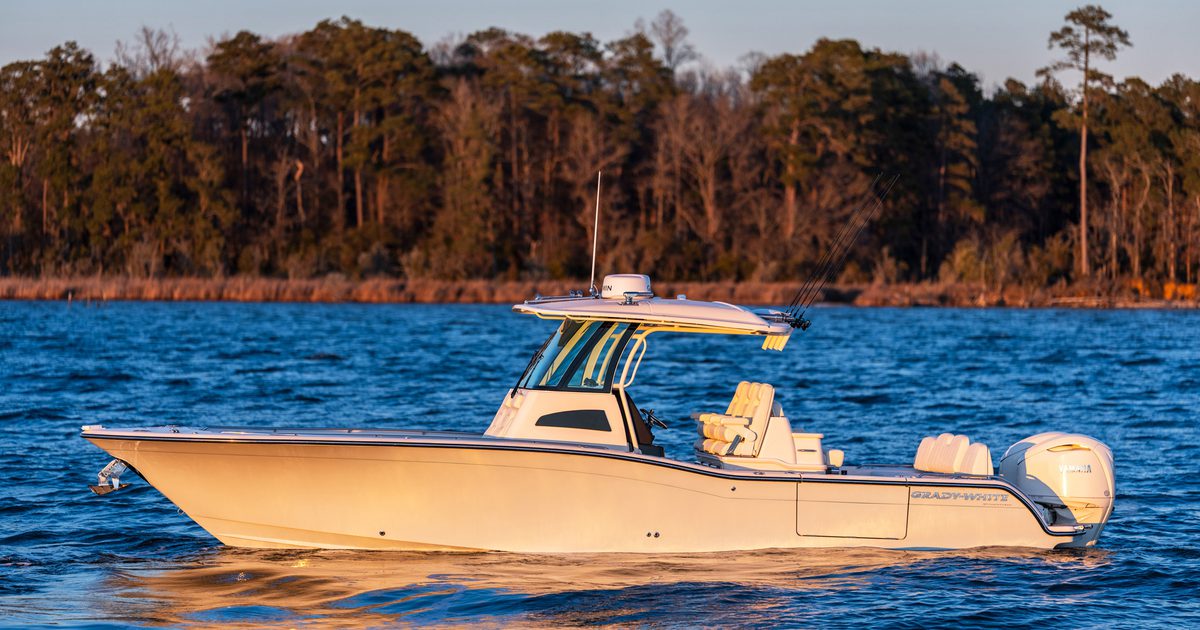 Grady-White 321 CE