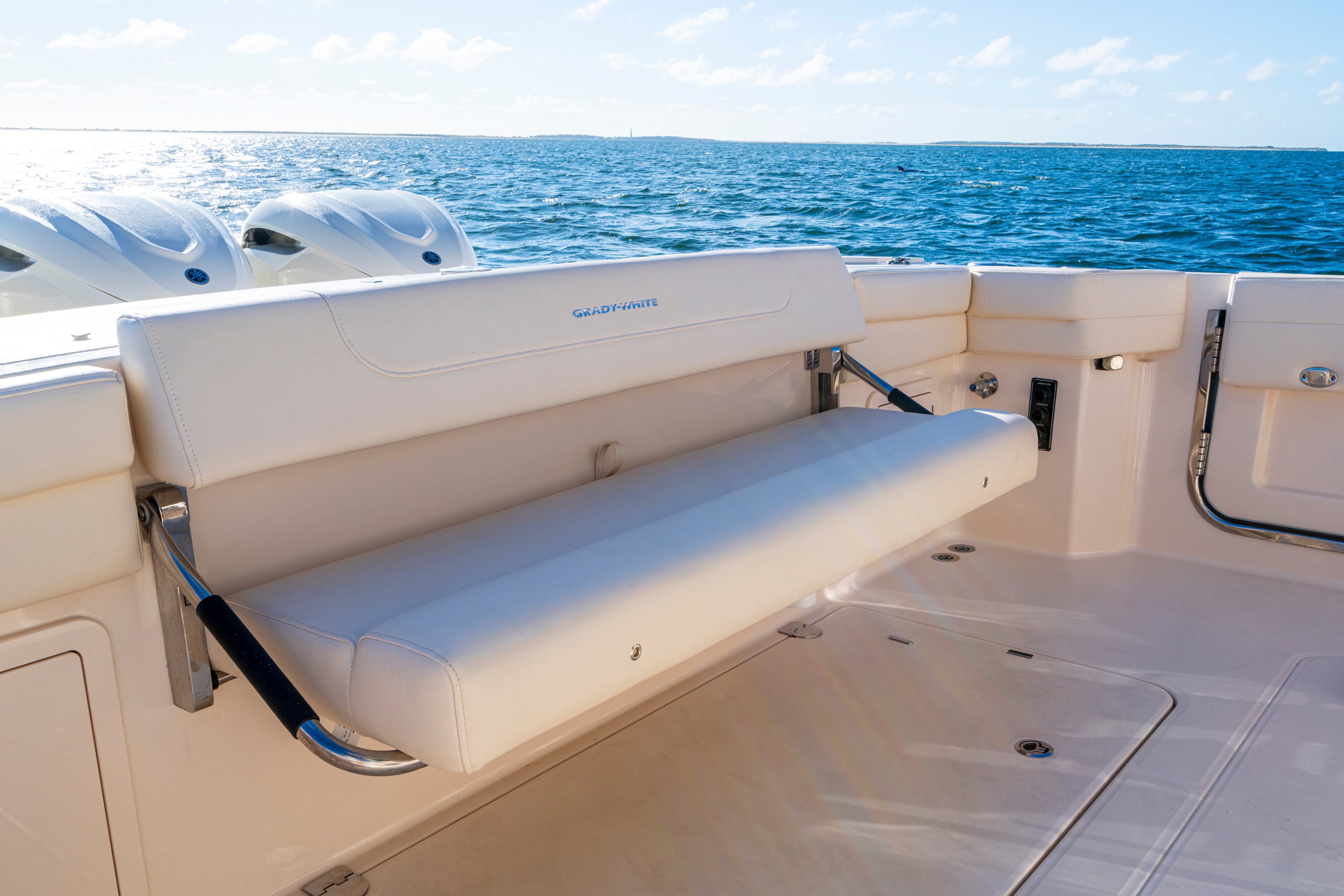 Grady-White Express 340