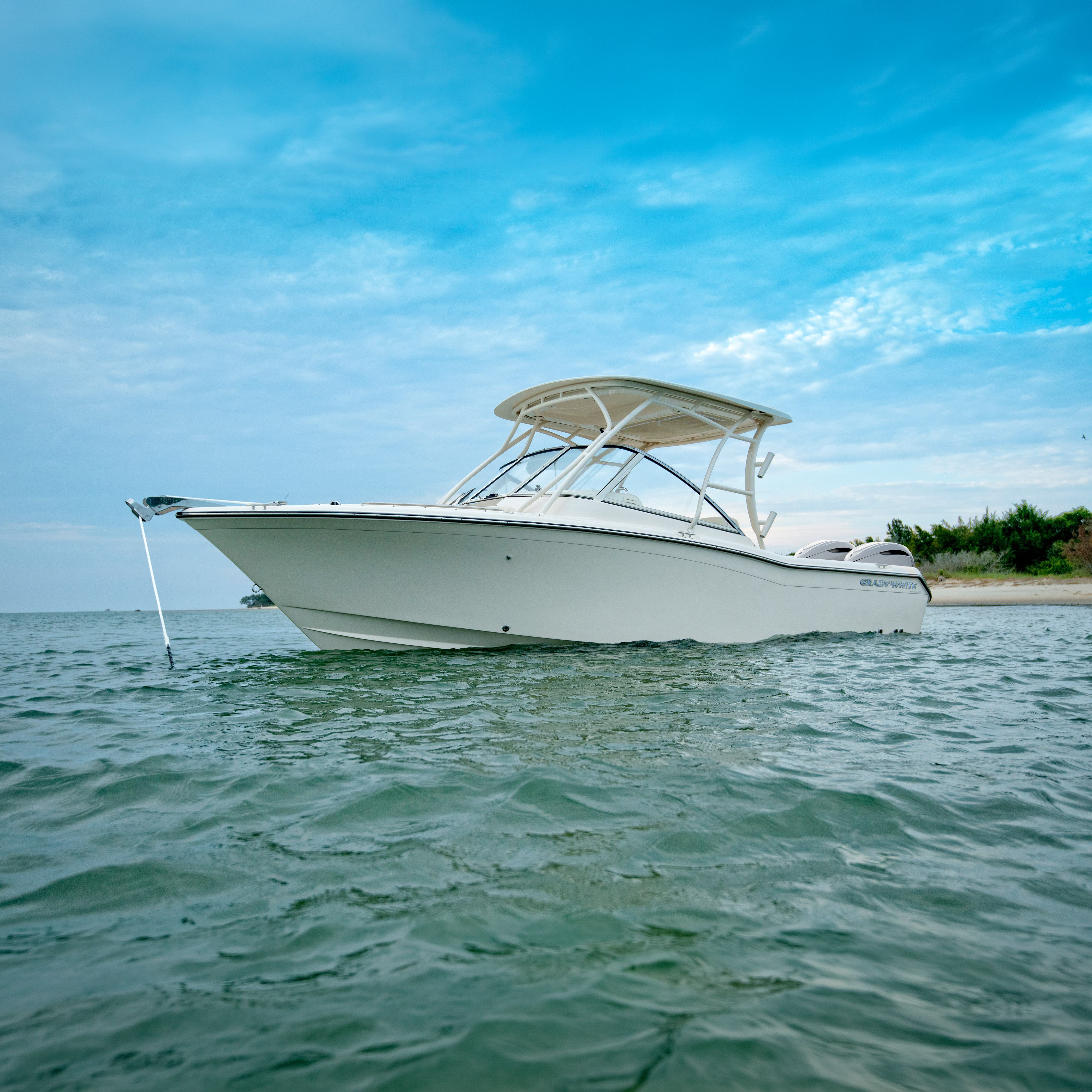 Grady-White Freedom 255