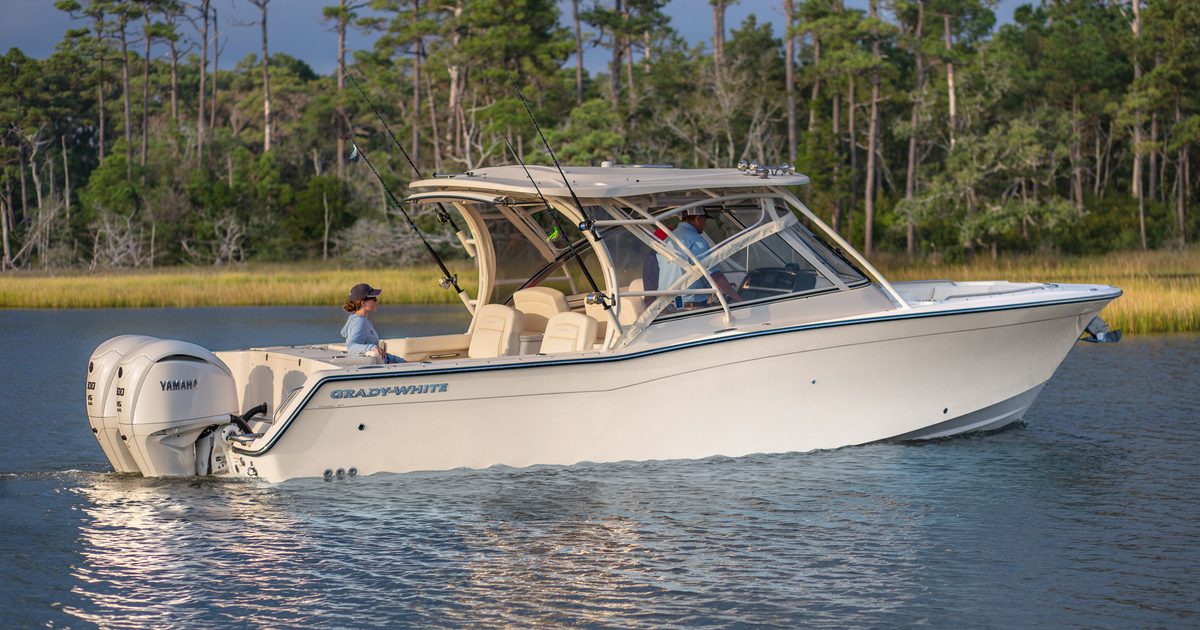Grady-White Freedom 307