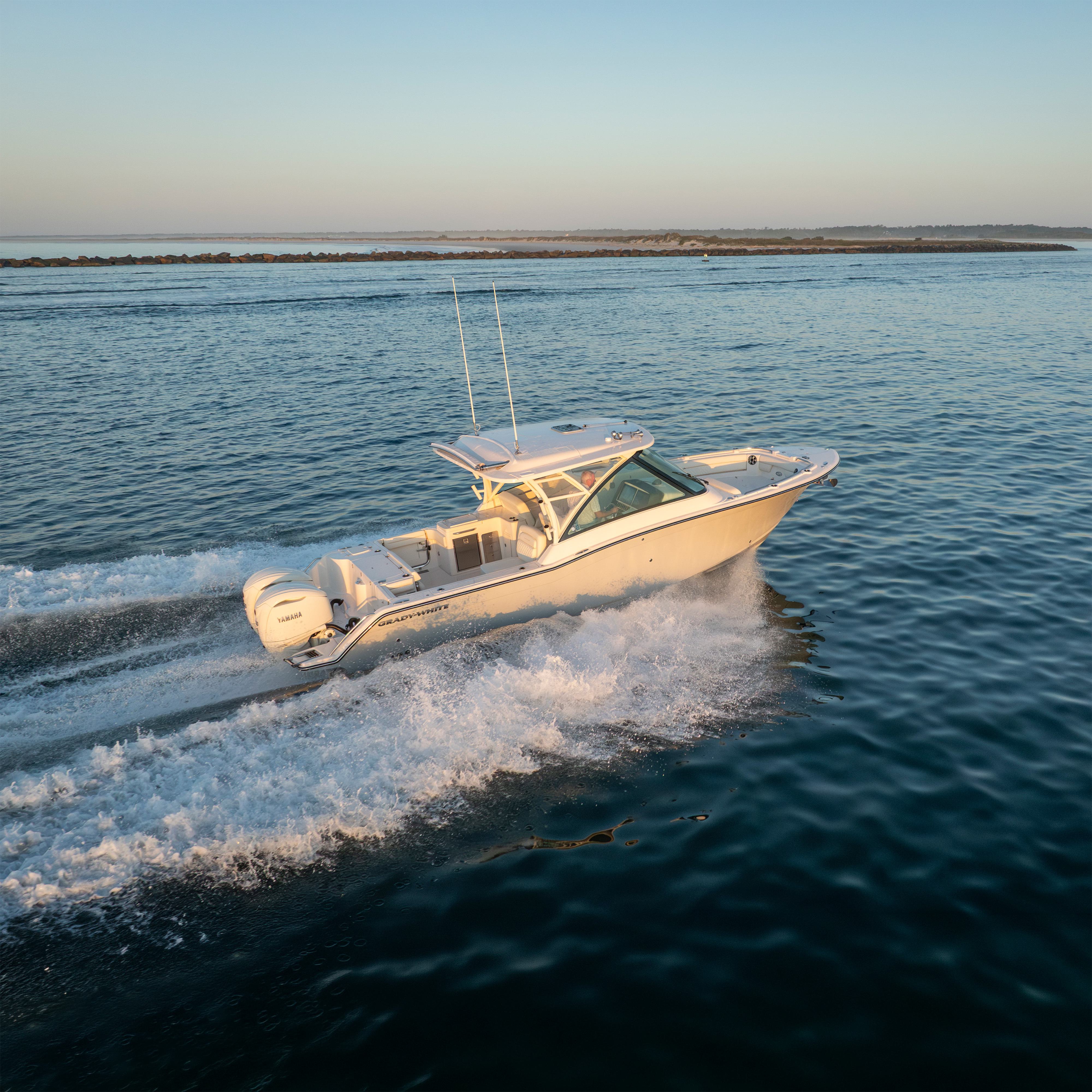 Grady-White Freedom 325