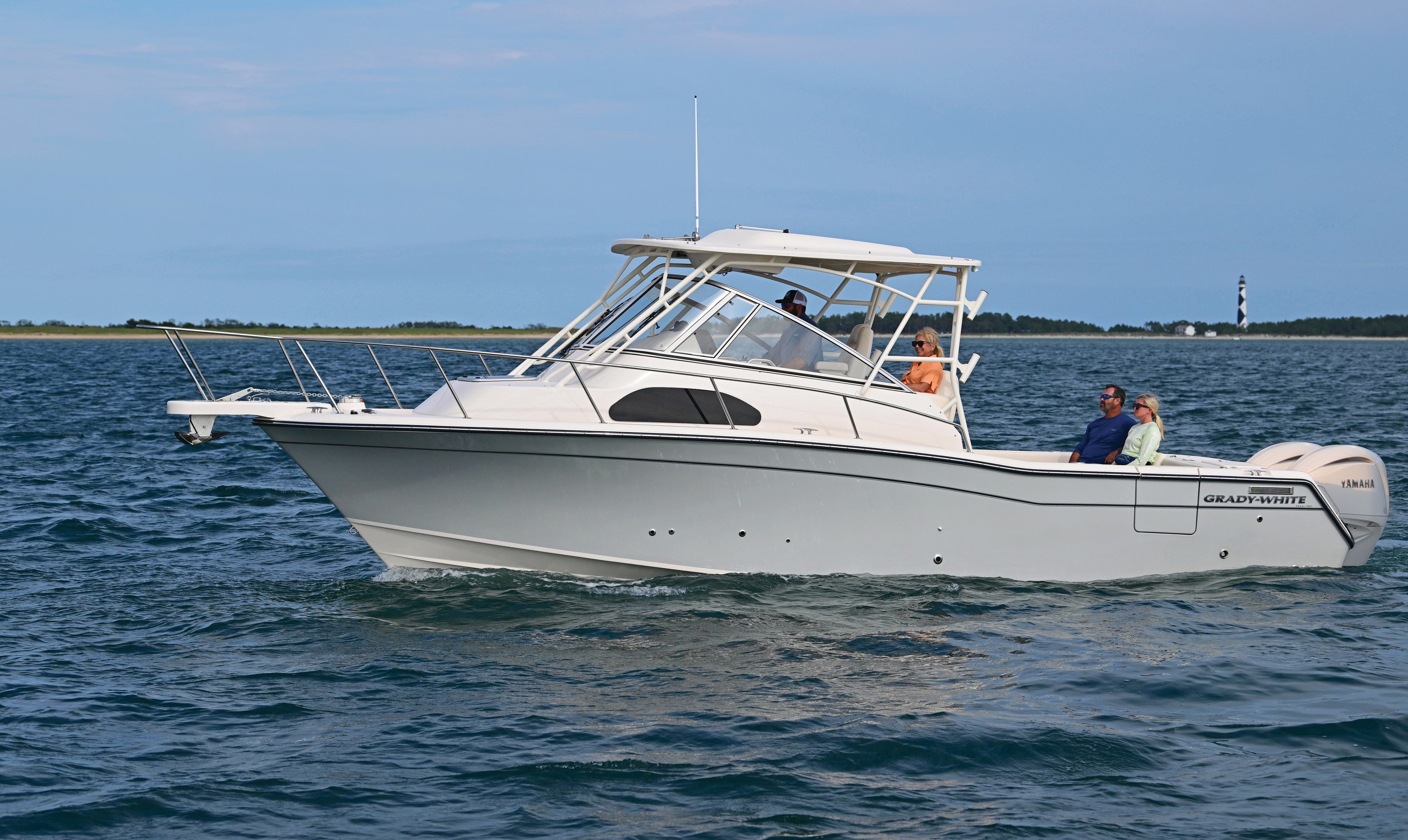 Grady-White Marlin 300