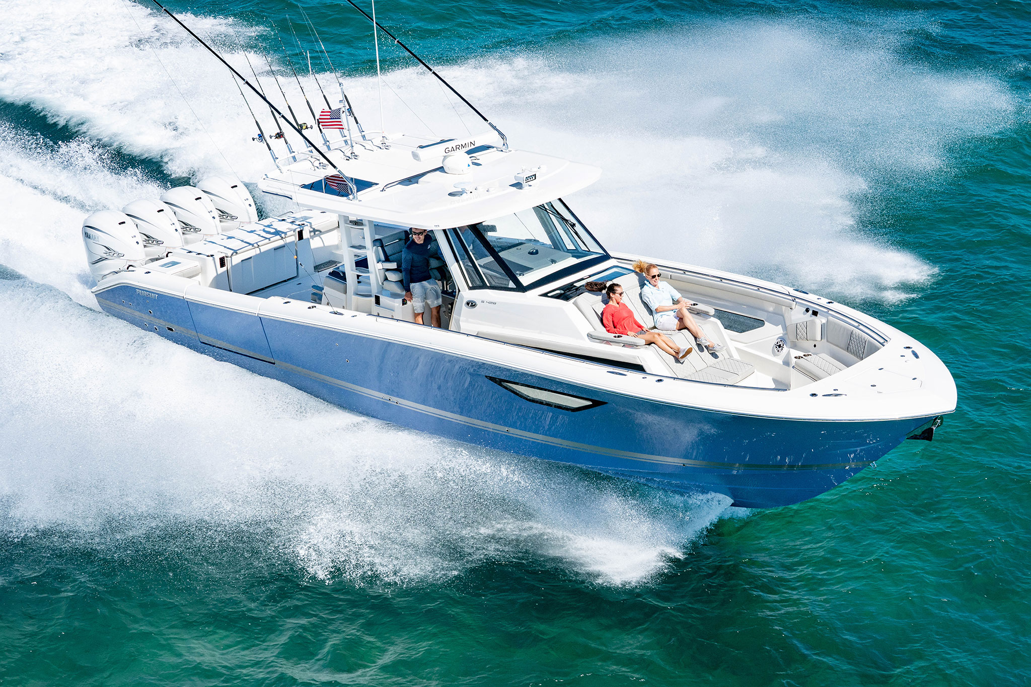 Pursuit S 428