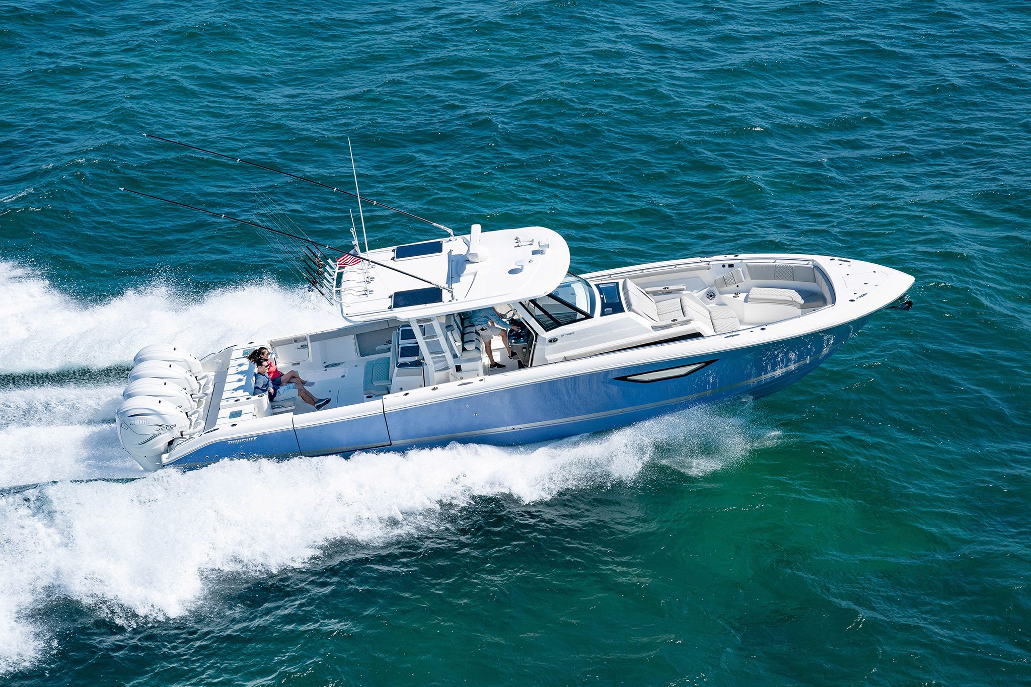 Pursuit S 428 Sport aerial, quad Yamaha outboards