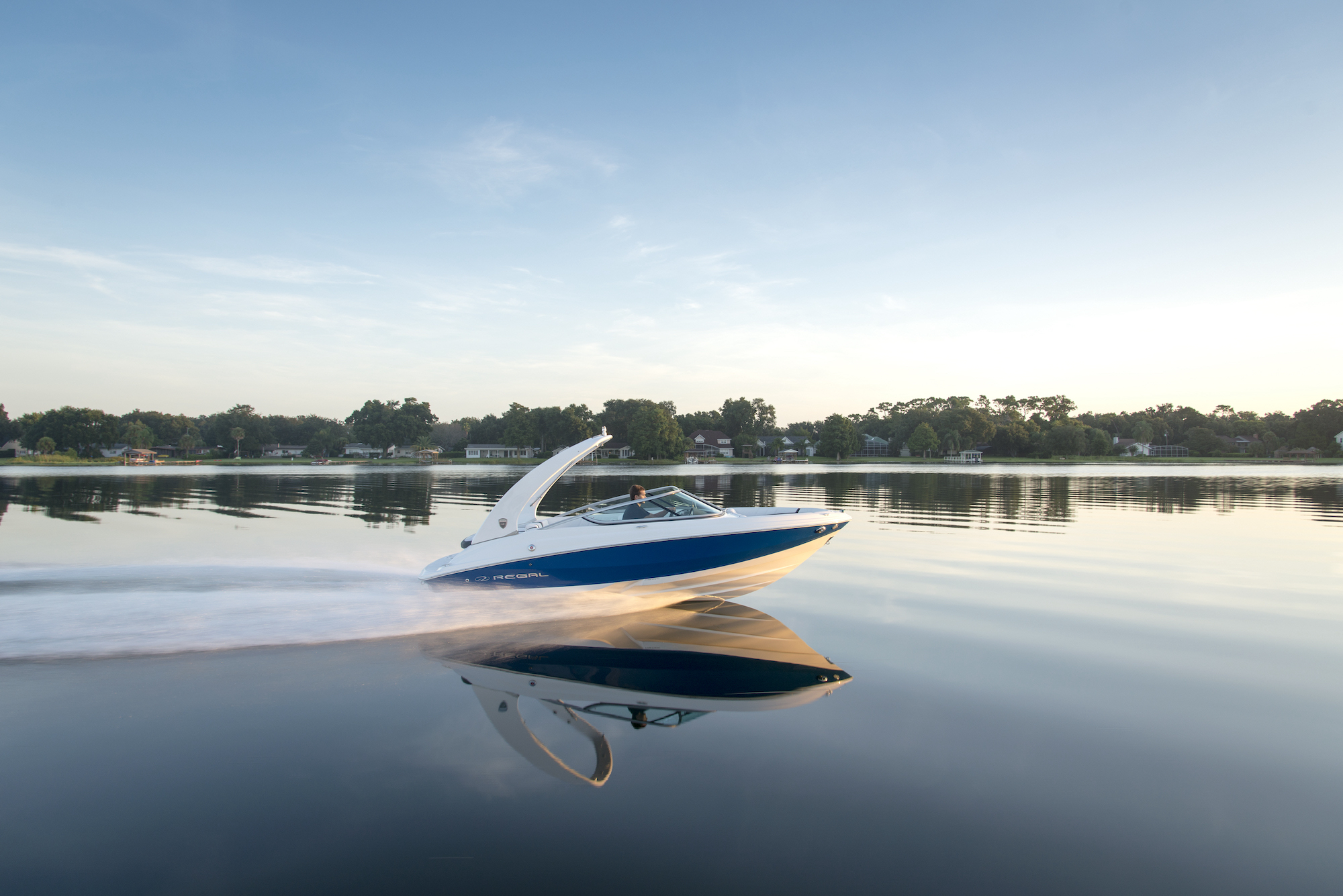 Regal 2000 ES · gallery