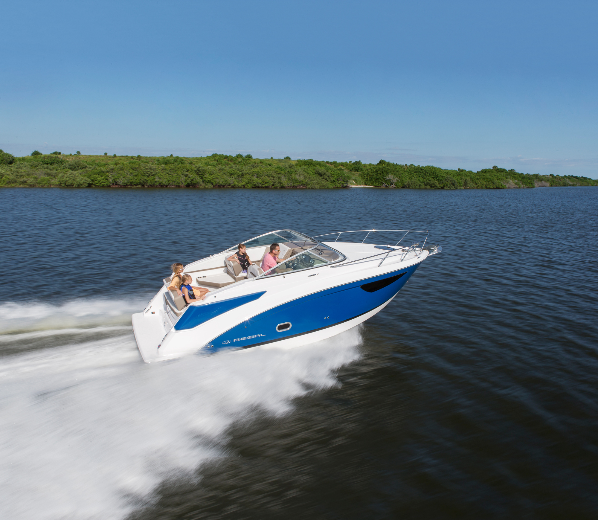Regal 26 Express · gallery
