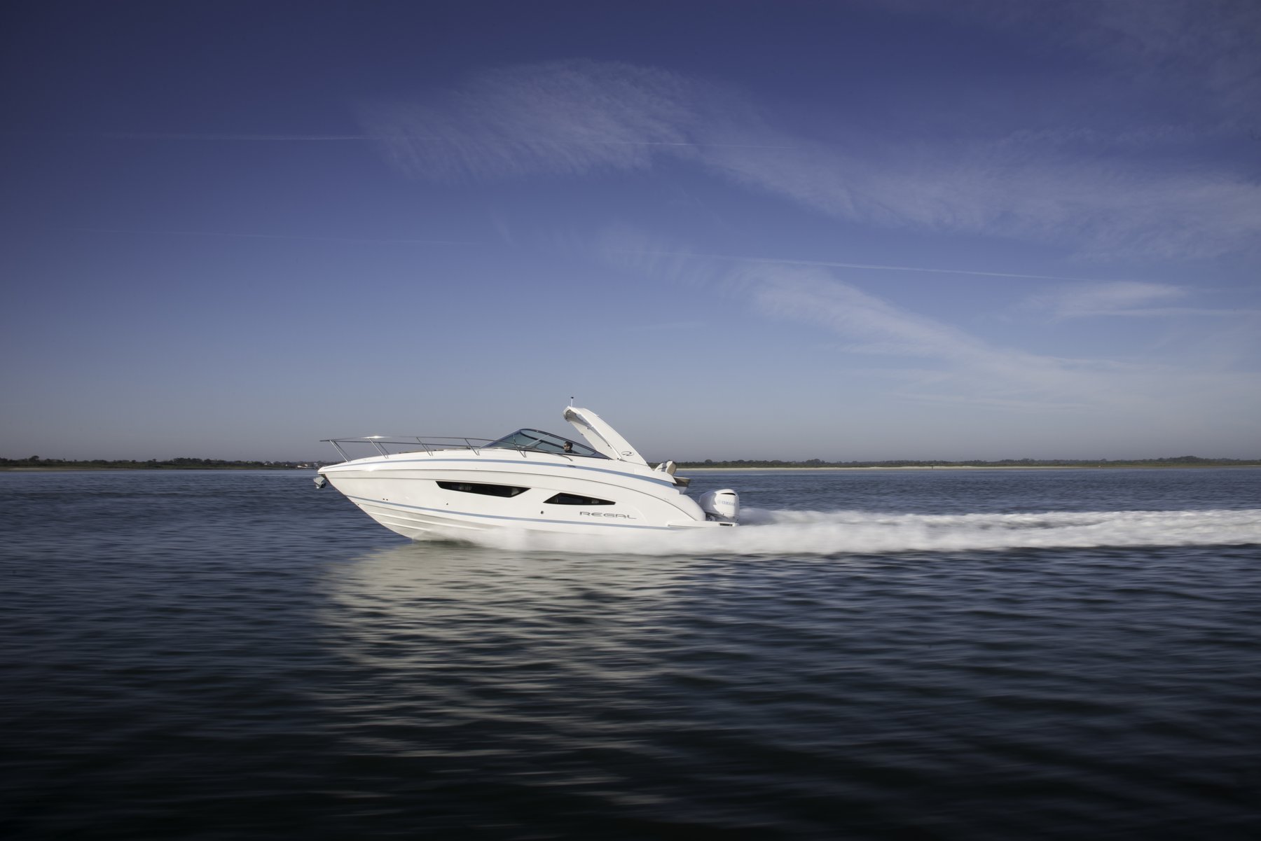 Regal 33 XO · gallery