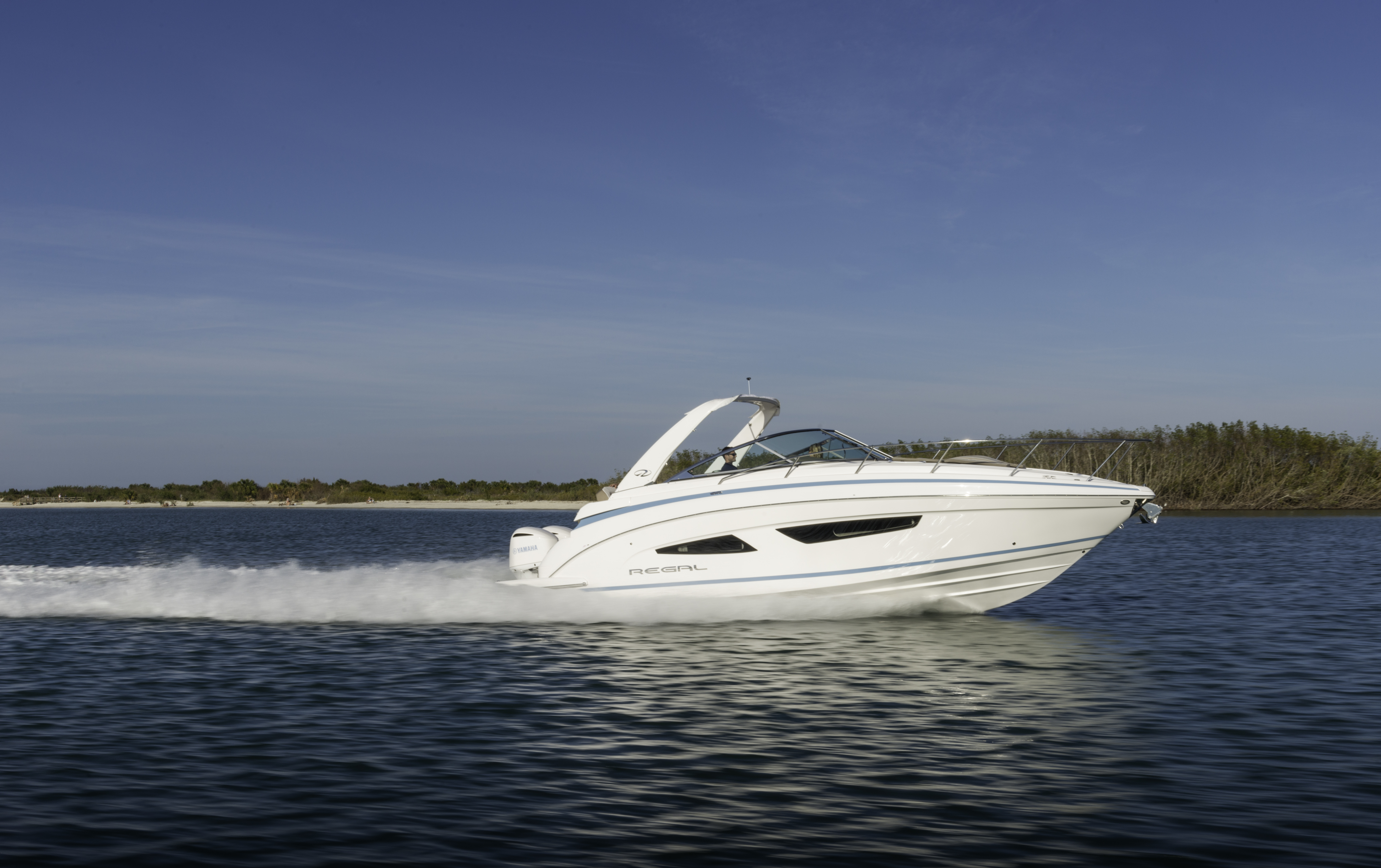 Regal 33 XO · gallery