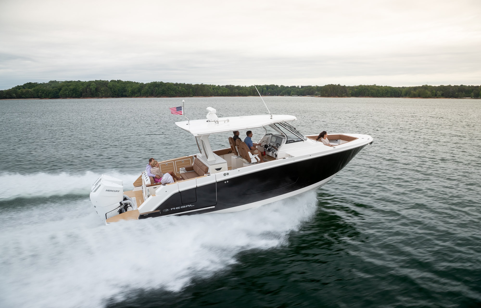 Regal 34 SAV · gallery