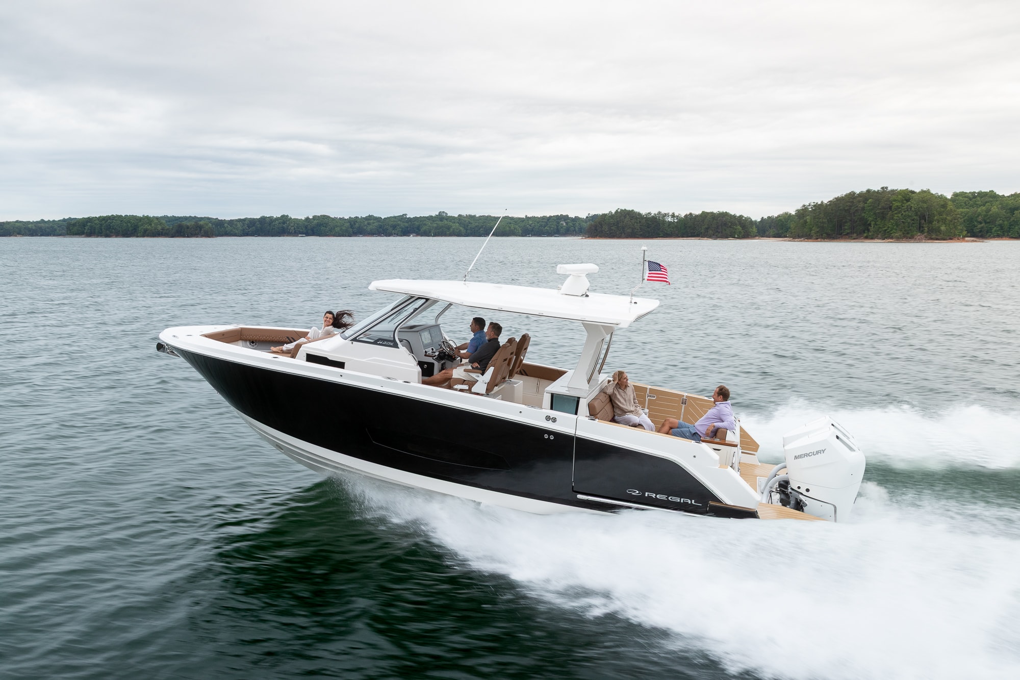Regal 34 SAV · gallery