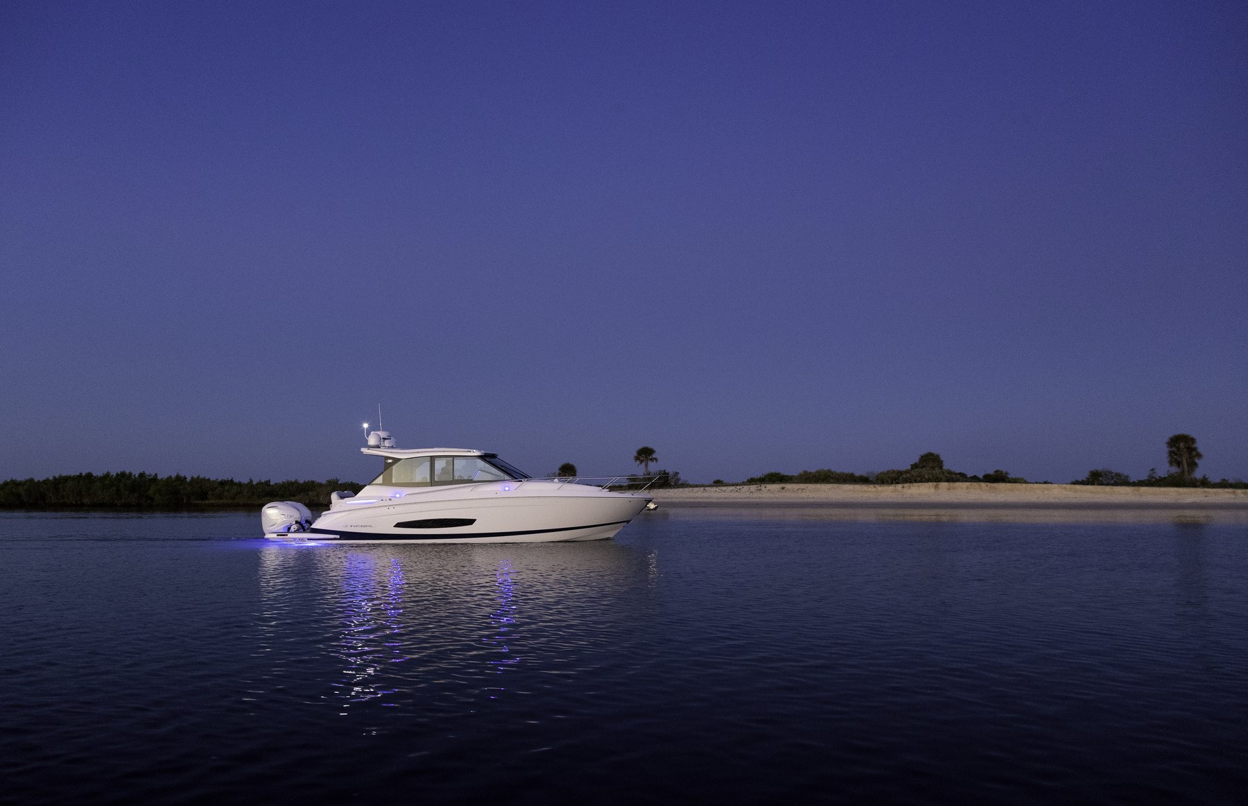 Regal 36 XO · gallery
