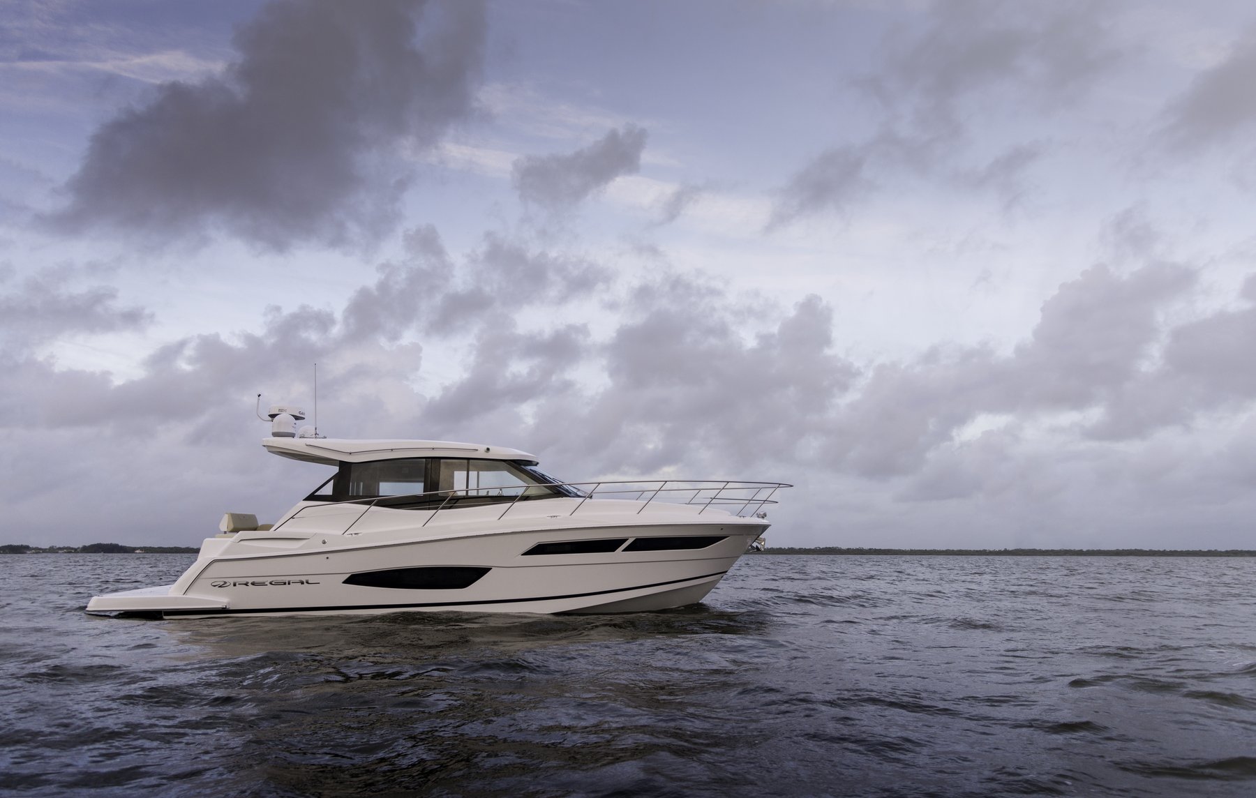 Regal 38 Grande Coupe · gallery