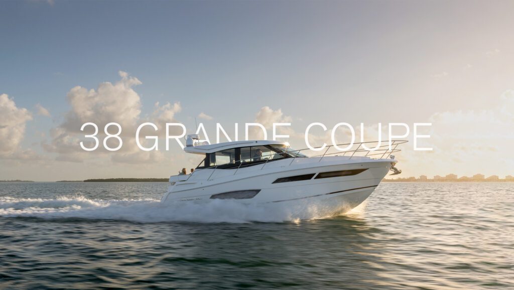 Regal 38 Grande Coupe