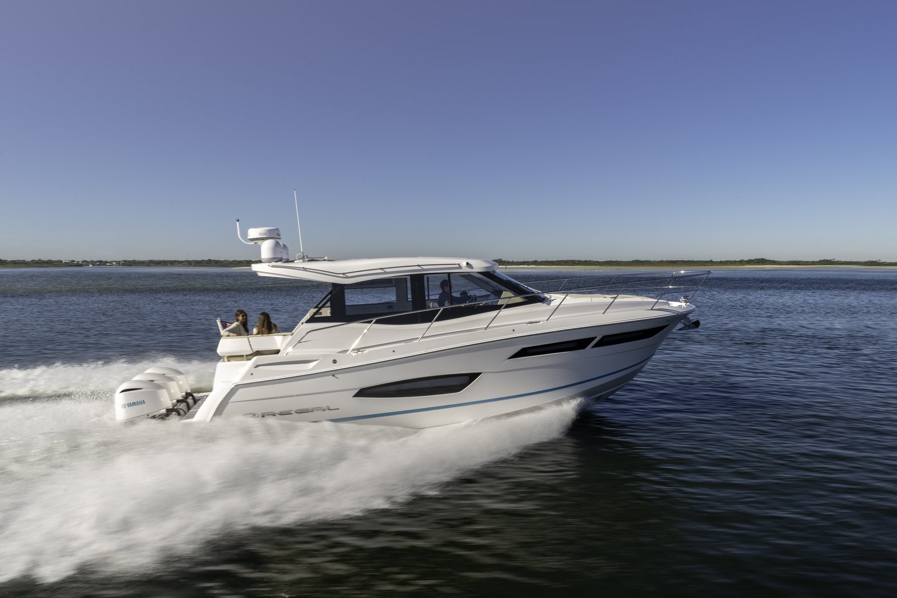 Regal 38 XO · gallery