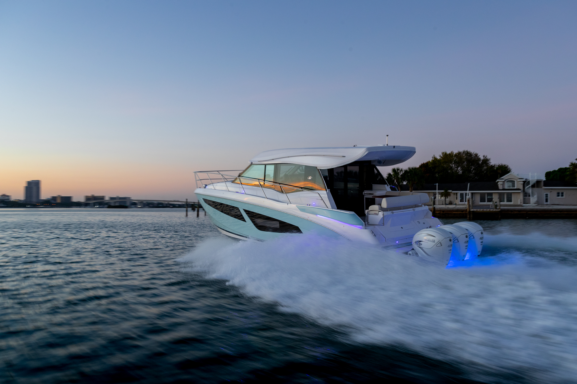 Regal 42 XO · gallery