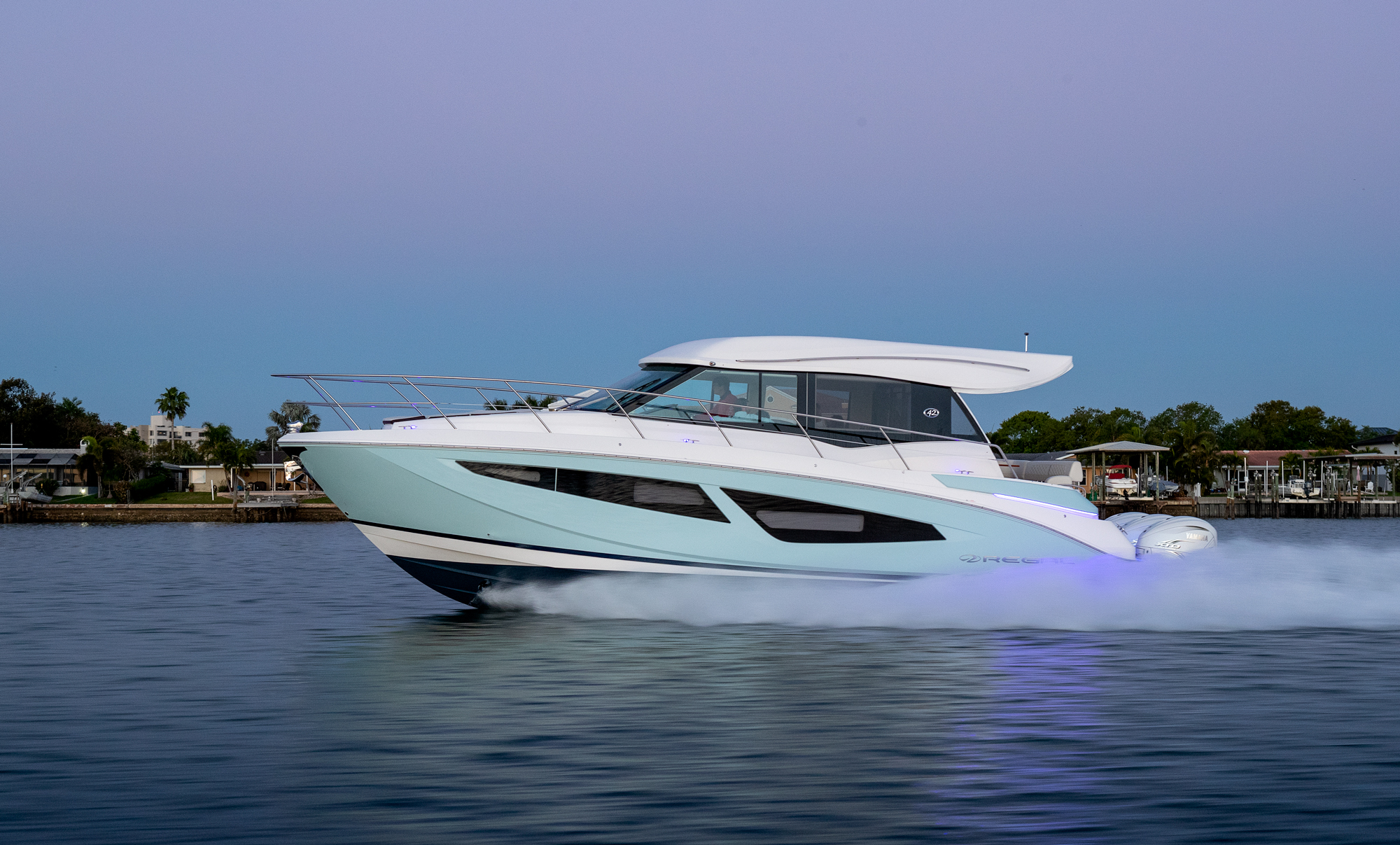Regal 42 XO · gallery