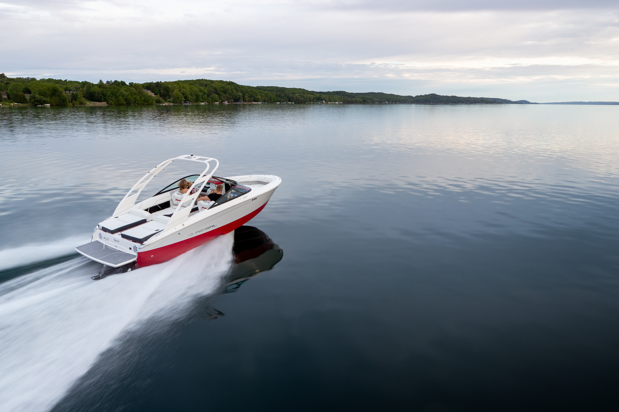 Regal LS2 Surf · gallery