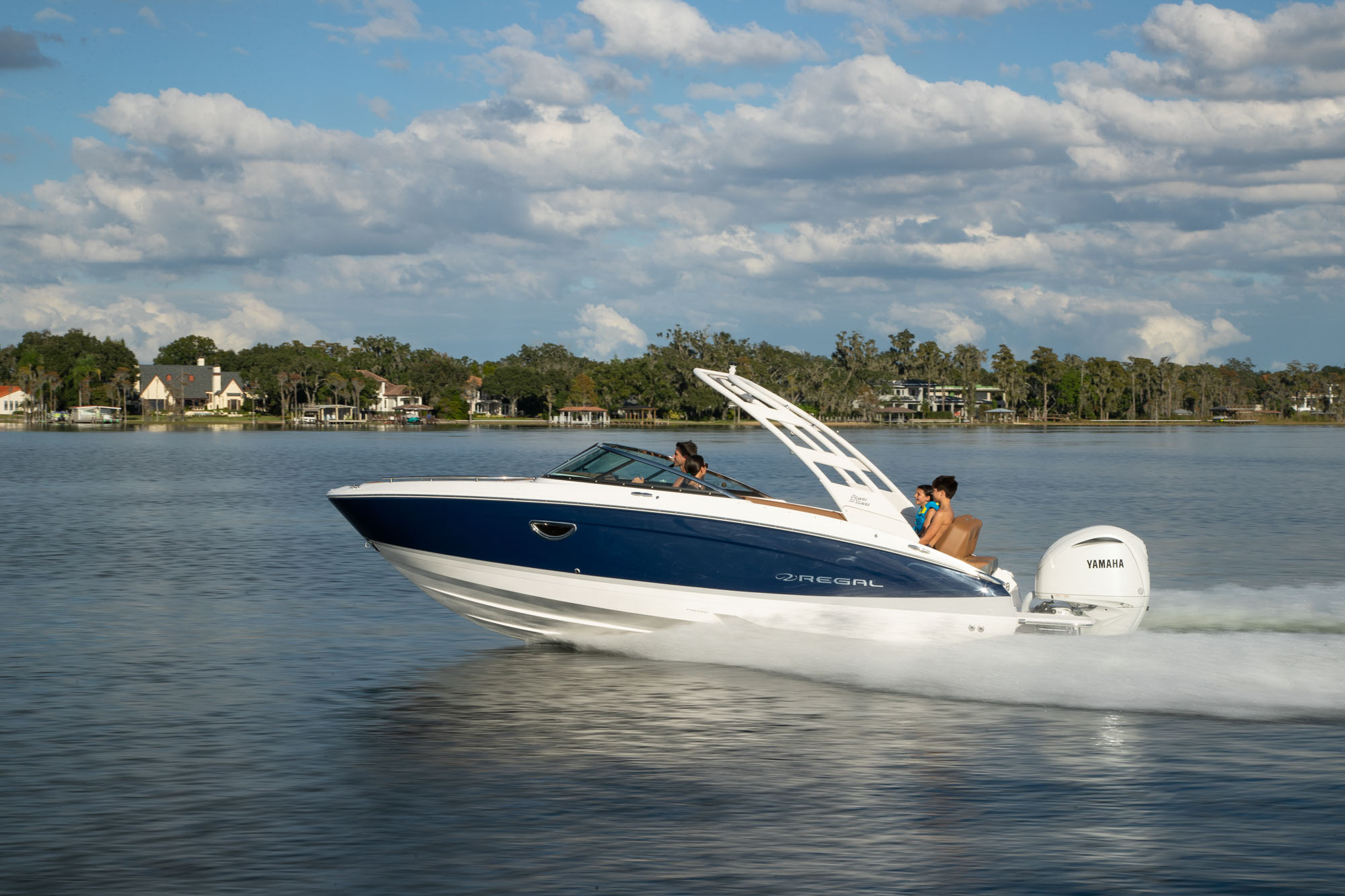 Regal LX4 · gallery
