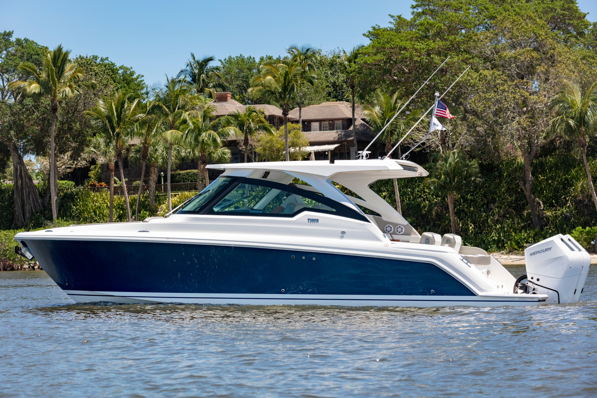 Tiara 34 LX