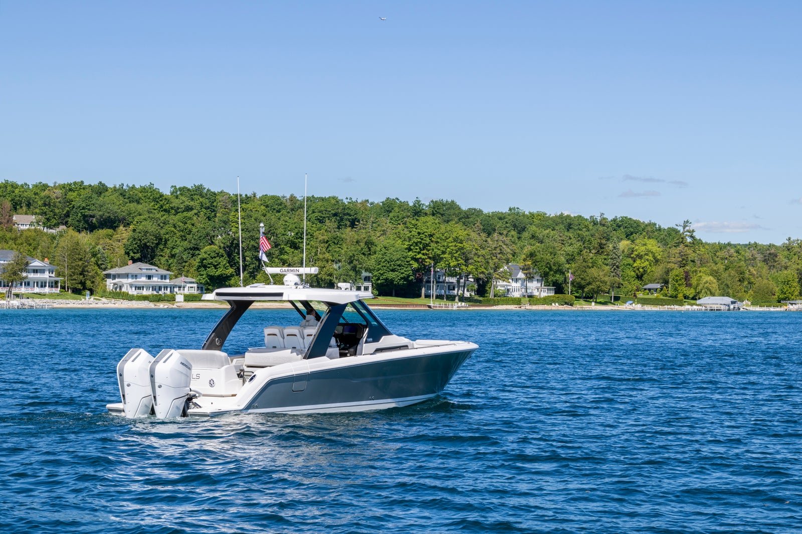 Tiara 35 LS · Exterior