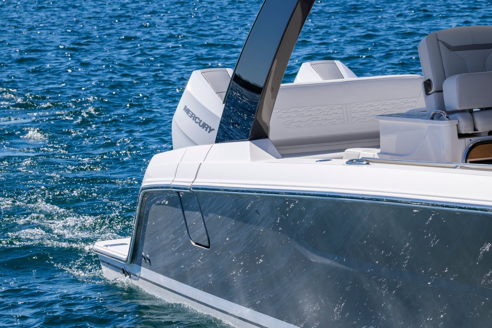 Tiara 35 LS · Cockpit