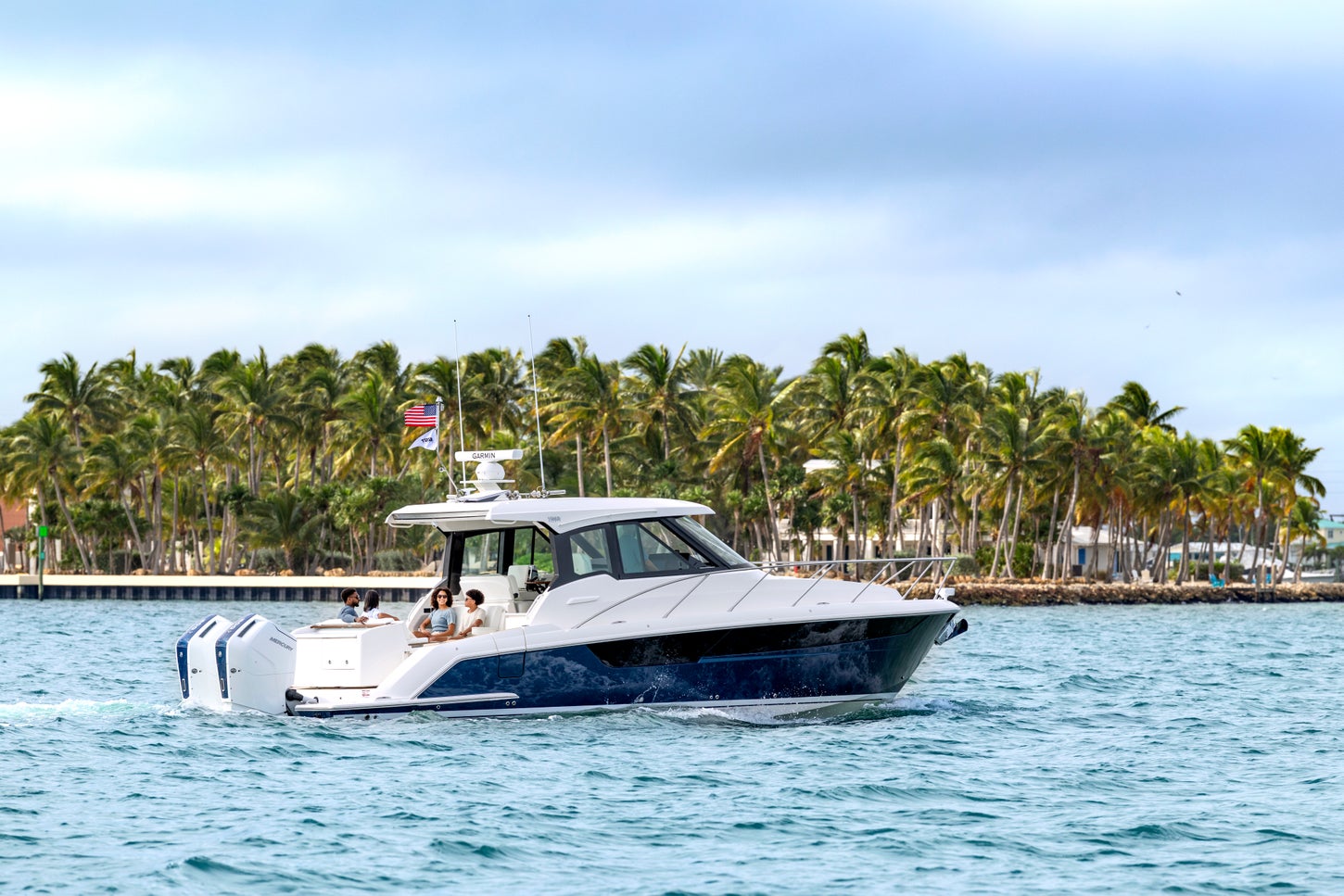 Tiara 39 LE