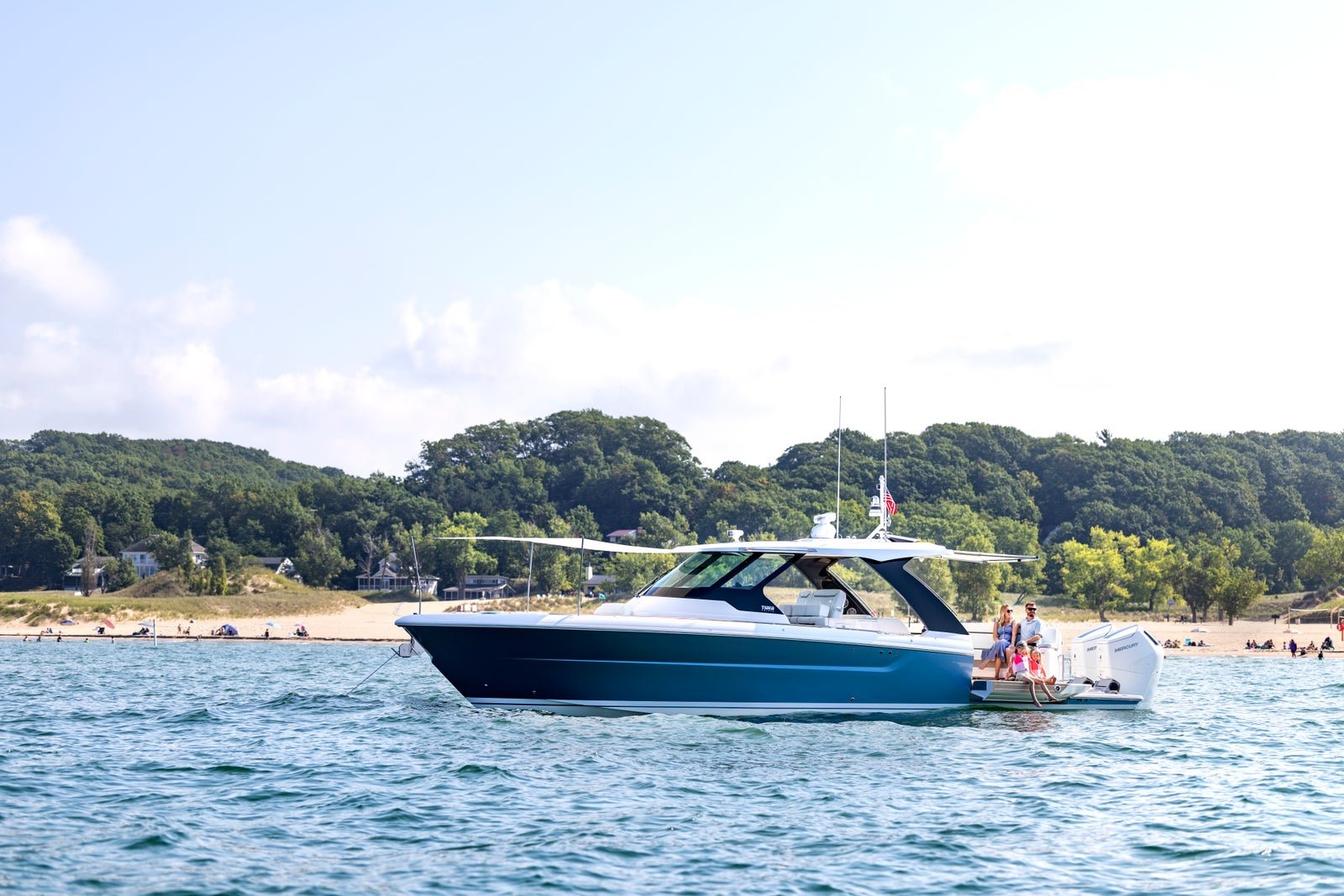 Tiara 39 LS · Exterior