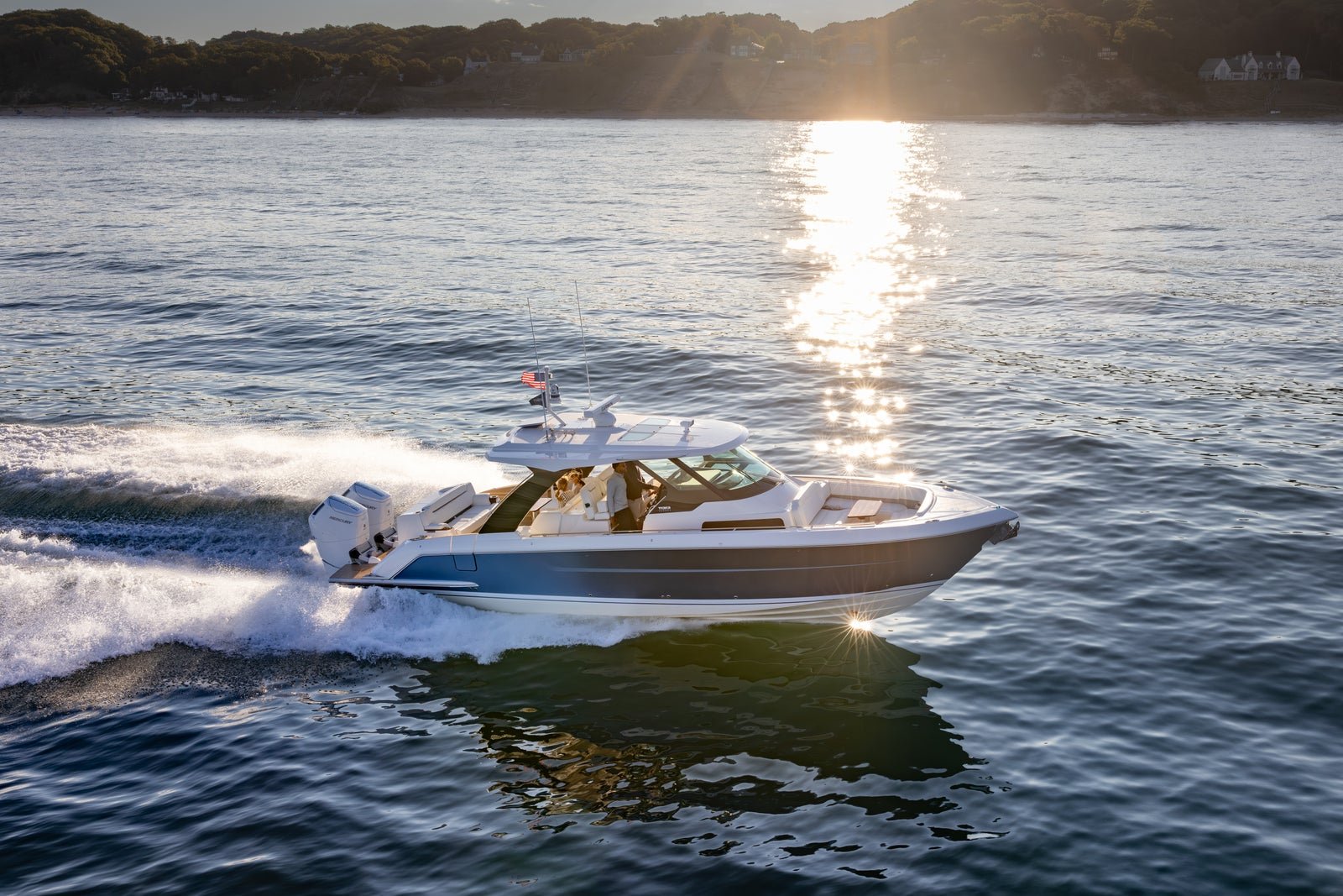 Tiara 39 LS · Exterior