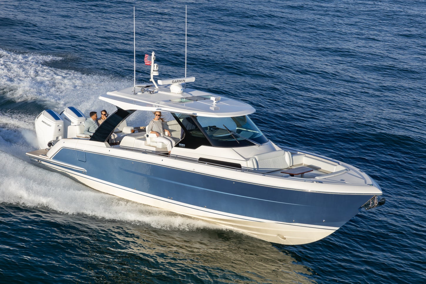 Tiara 39 LS
