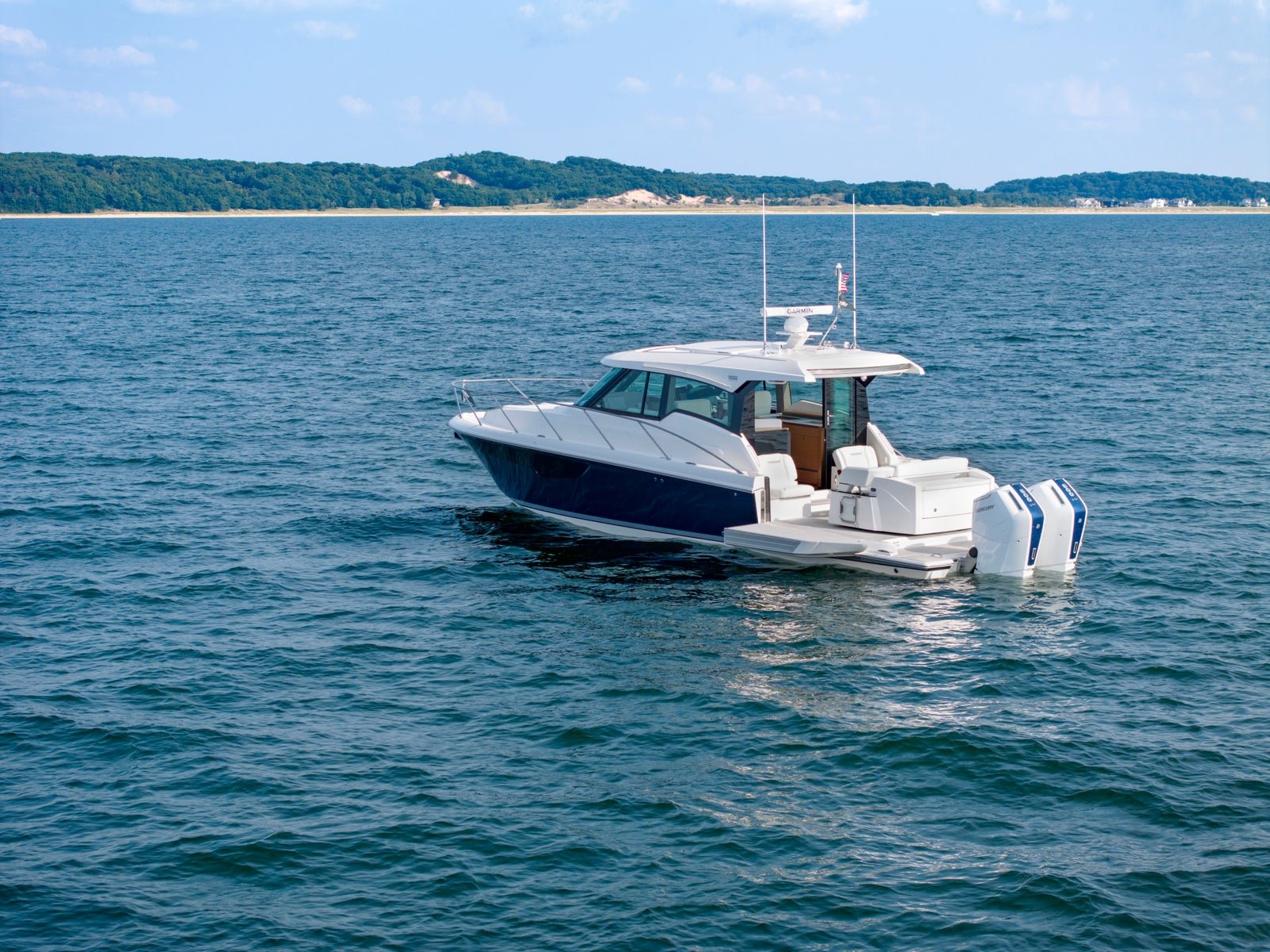 Tiara 43 LE · Exterior