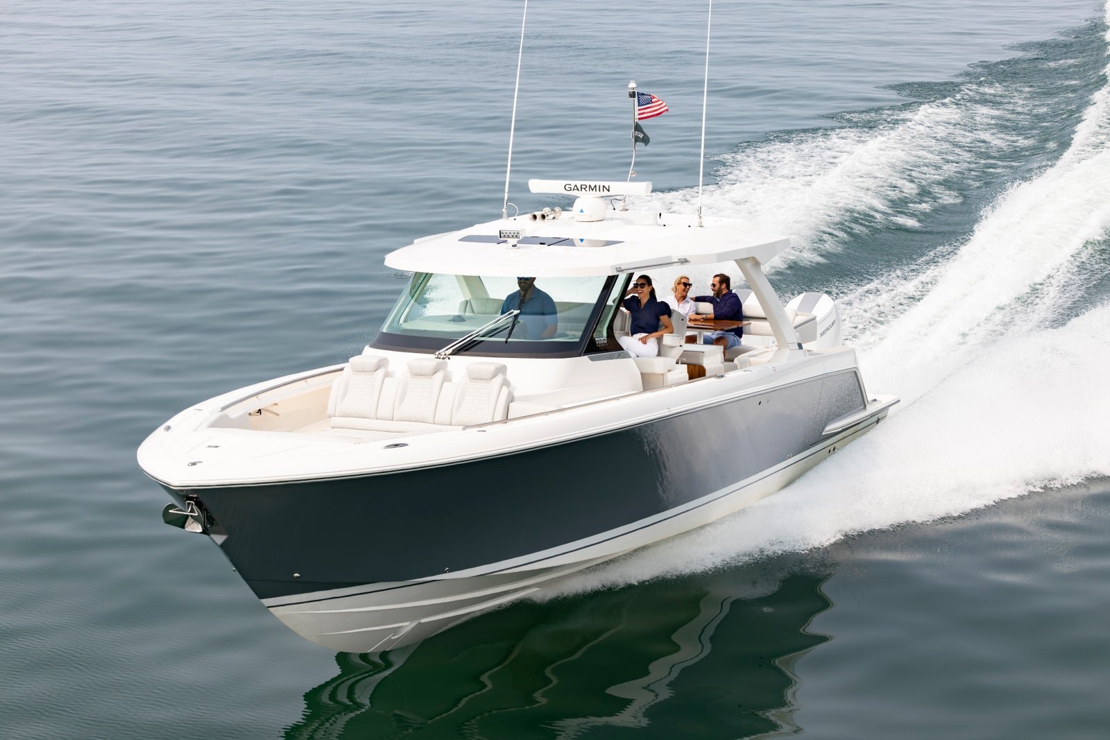 Tiara 43 LS · Exterior
