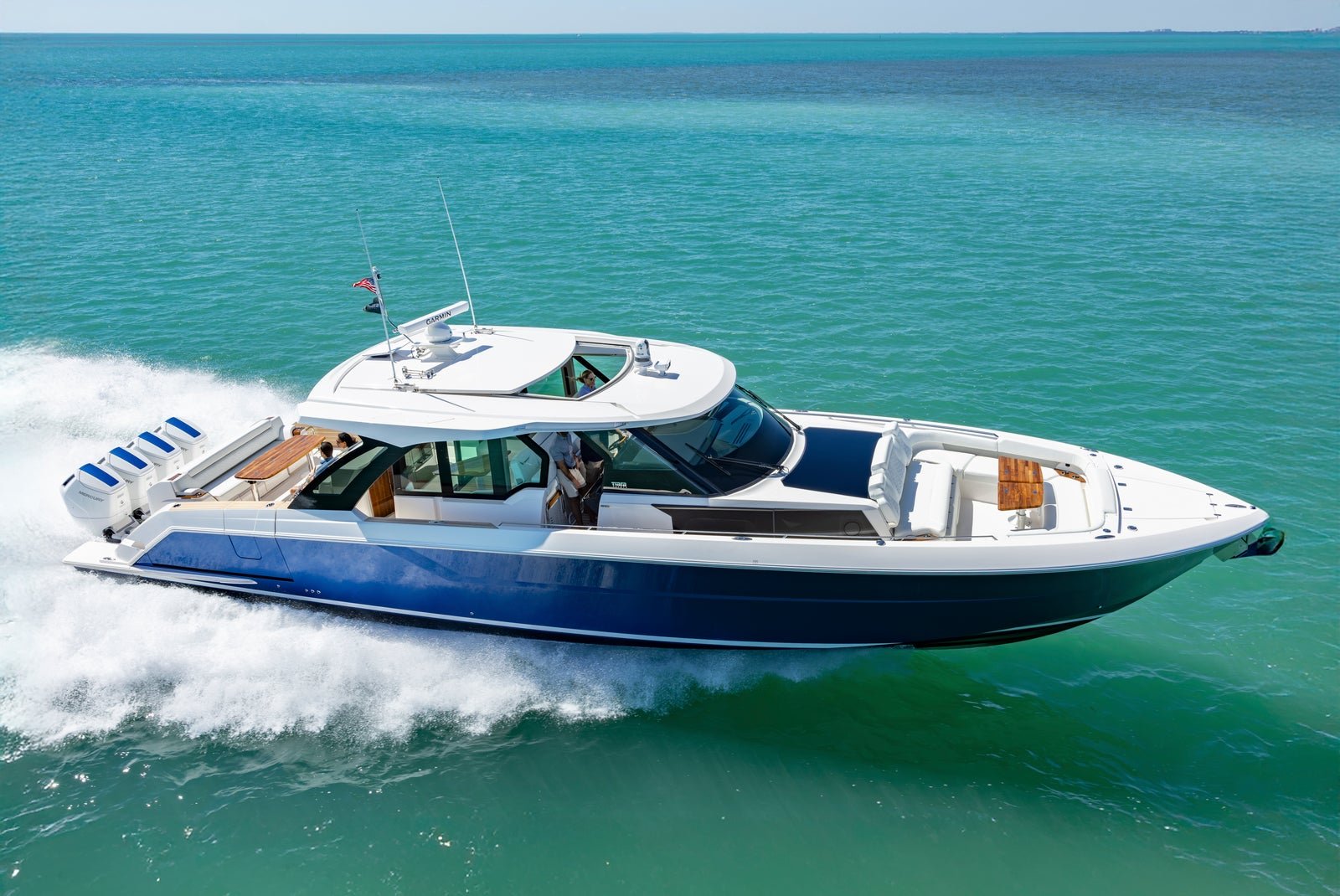 Tiara 56 LS · Exterior