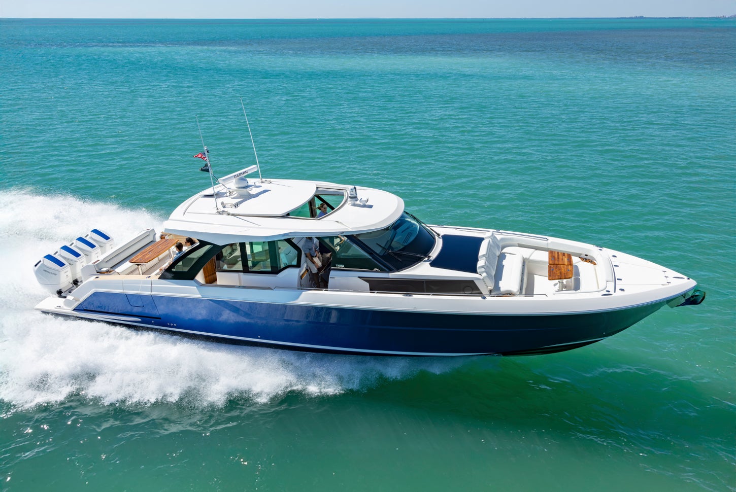 Tiara 56 LS