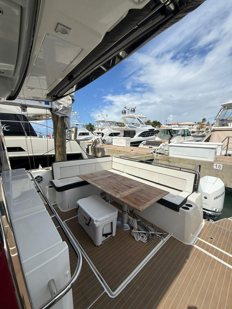 Jeanneau Leader 12.5 WA 2023 · 9