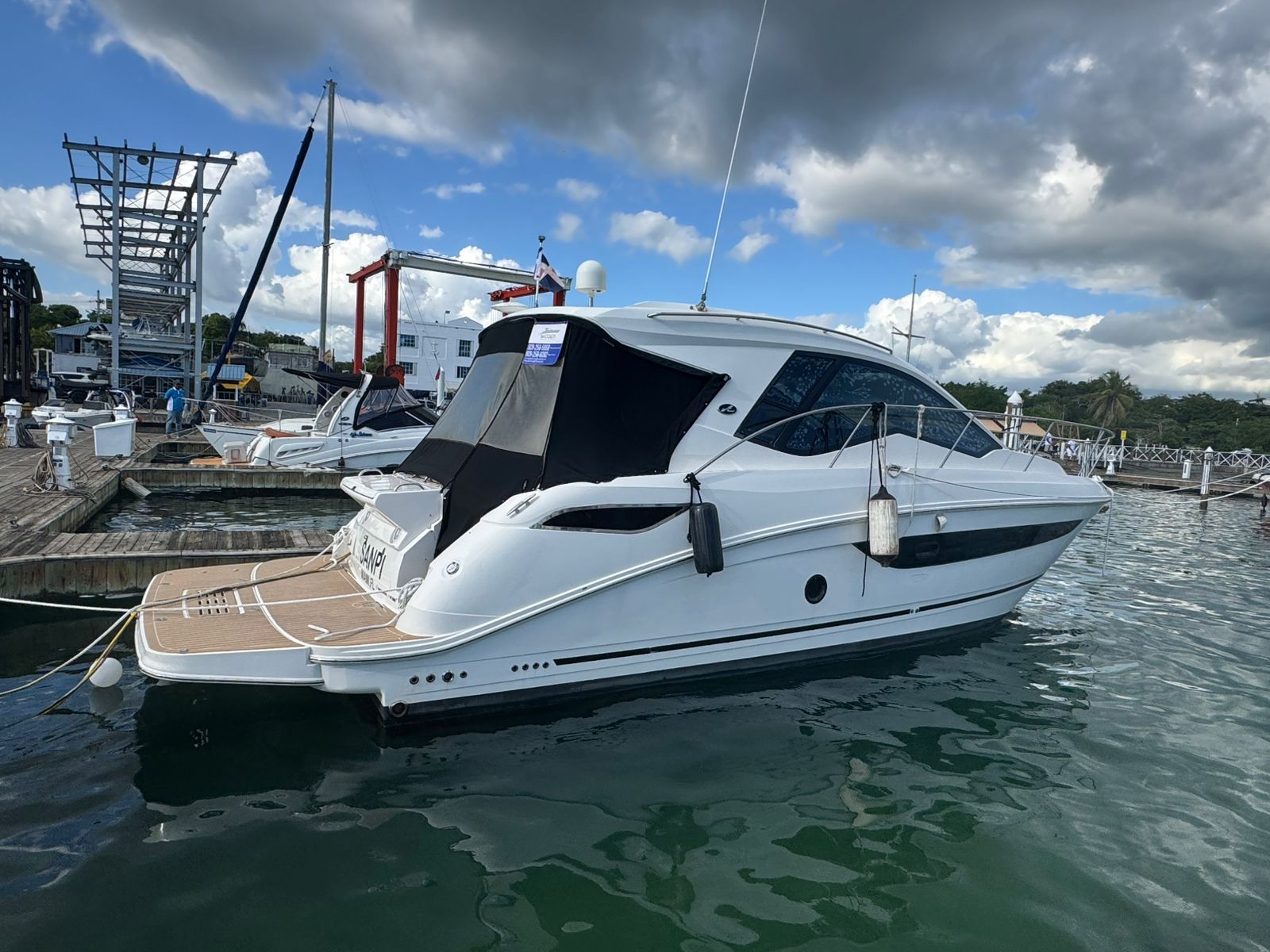 Sea Ray Sundancer 350 Coupe 2018 · 2