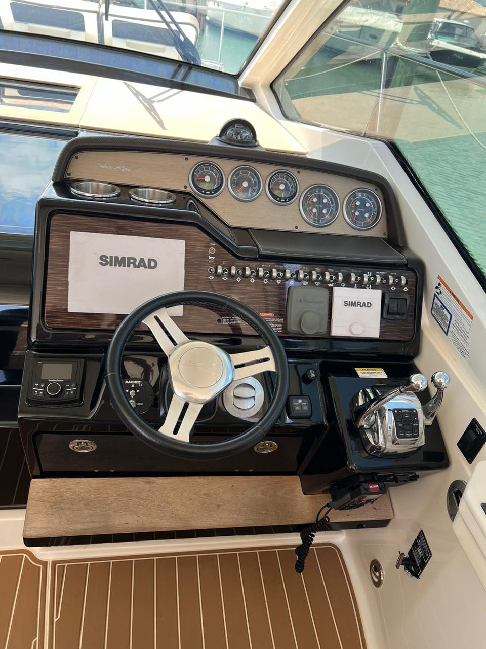 Sea Ray Sundancer 350 Coupe 2018 · 7